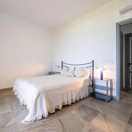 Natalia, Pool & Sea Sunset Tatil Evi